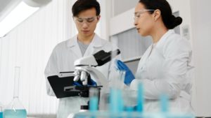 pexels-edward-jenner-4031320